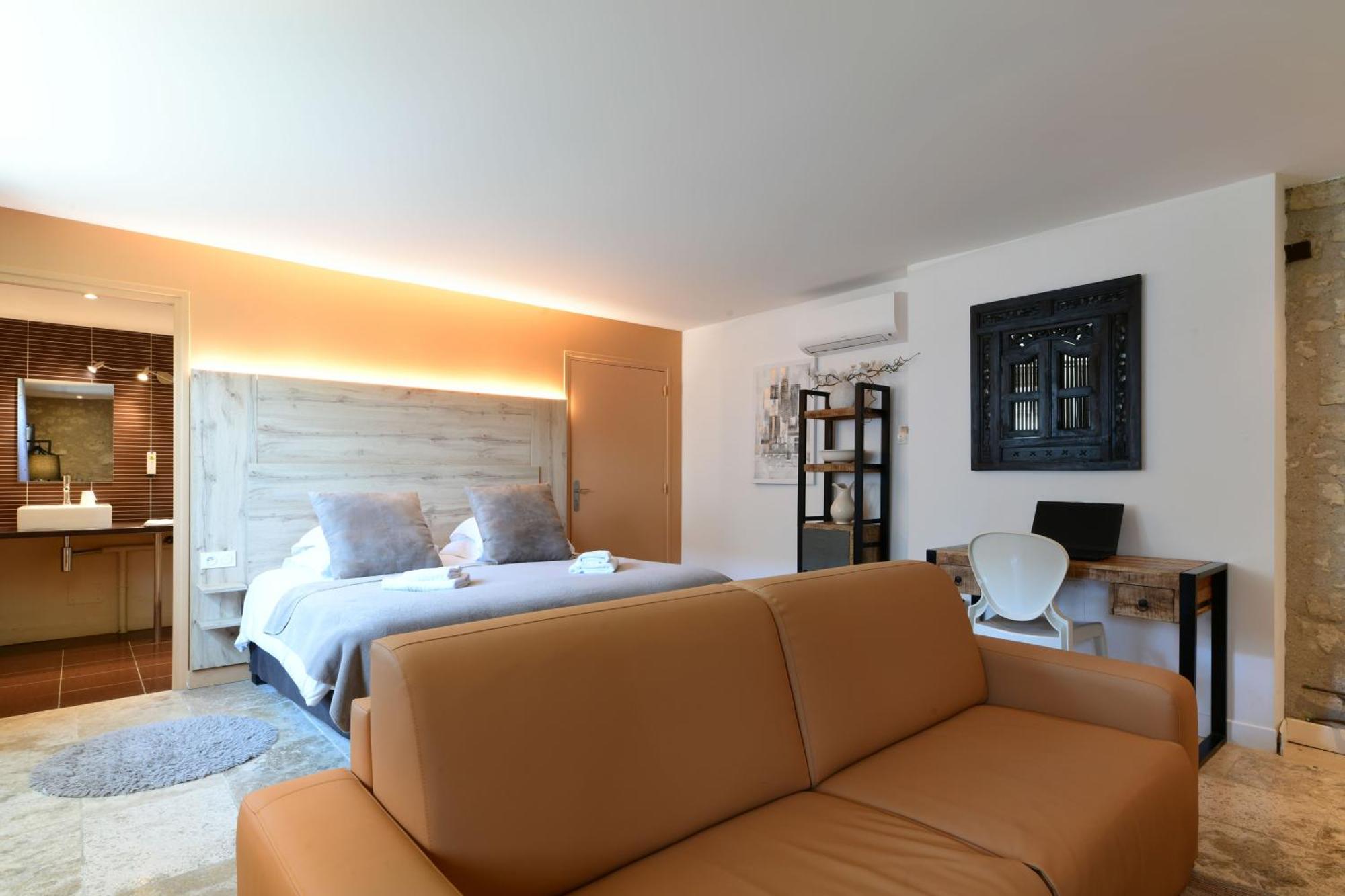 Logis L'Auberge De Larressingle Экстерьер фото