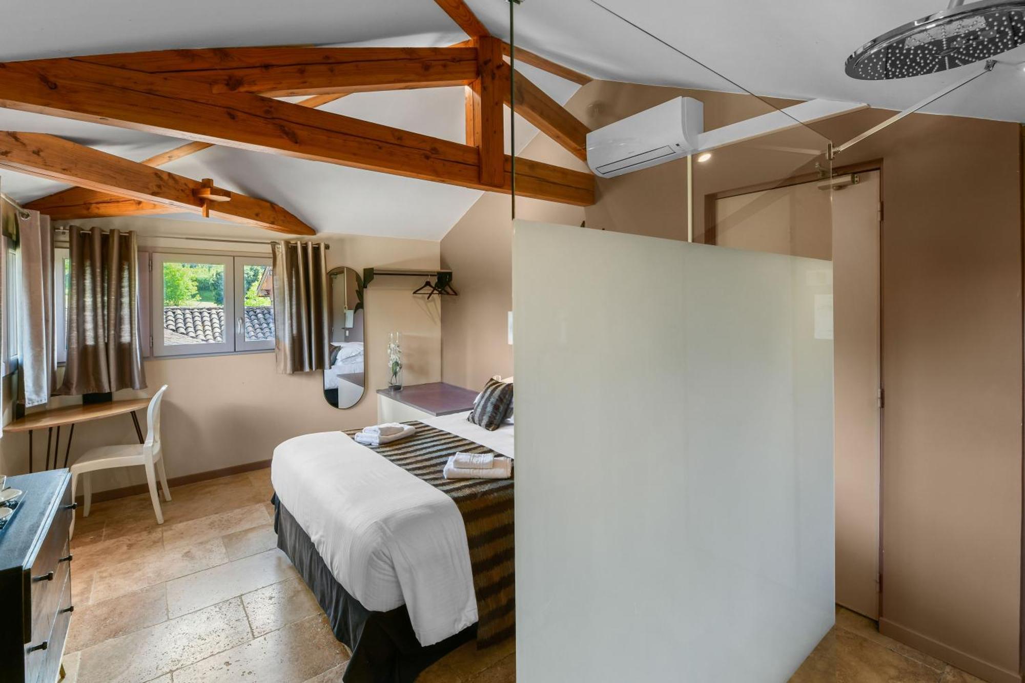 Logis L'Auberge De Larressingle Экстерьер фото